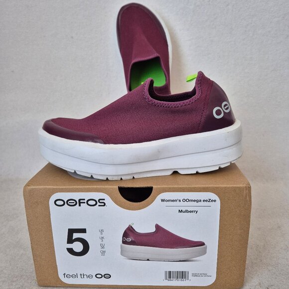 OOFOS OOmega eeZee Low Top Recovery Shoes Comfort Slip-On Cushion Mulberry - Picture 1 of 10